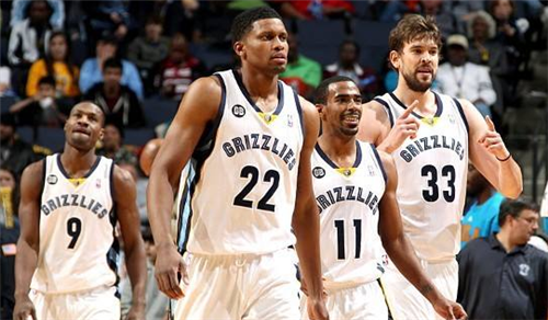 一支队伍在 一支队伍在